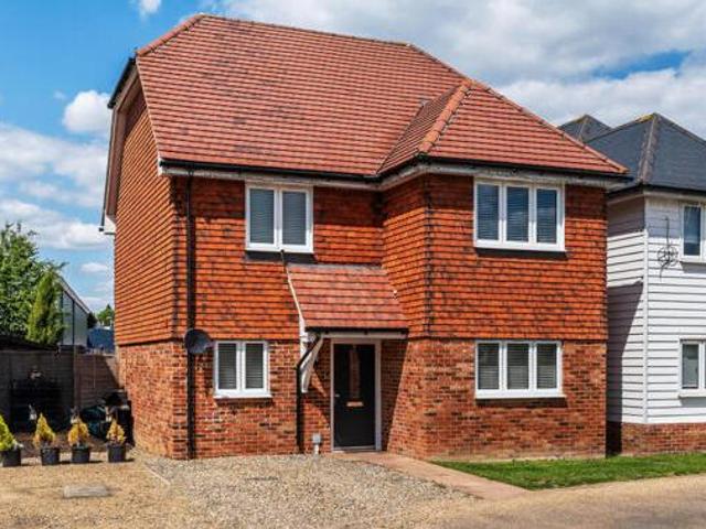 House for sale in The Butts, Kent