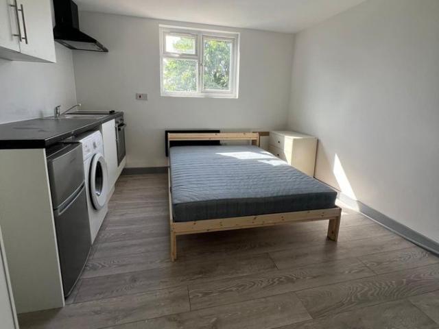 Apartment for rent in London Borough of Harrow, Greater London