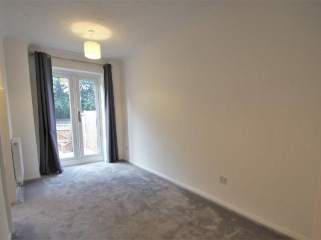 House for rent in Row Town, Surrey