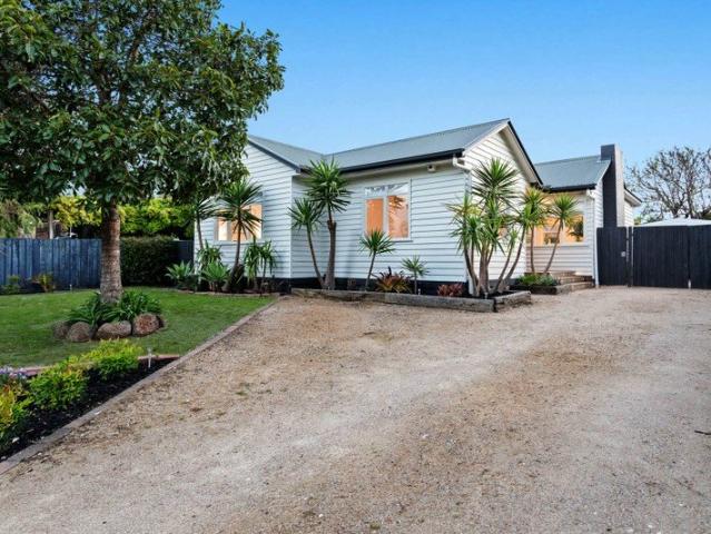 House for sale in Seaford, Melbourne