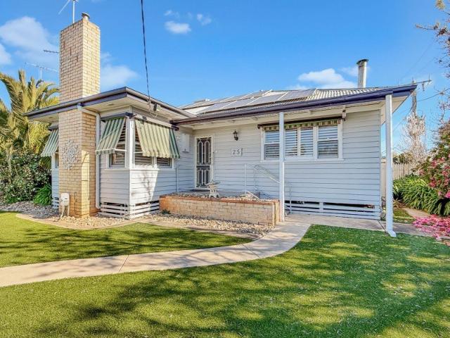 House for sale in Alma, Victoria