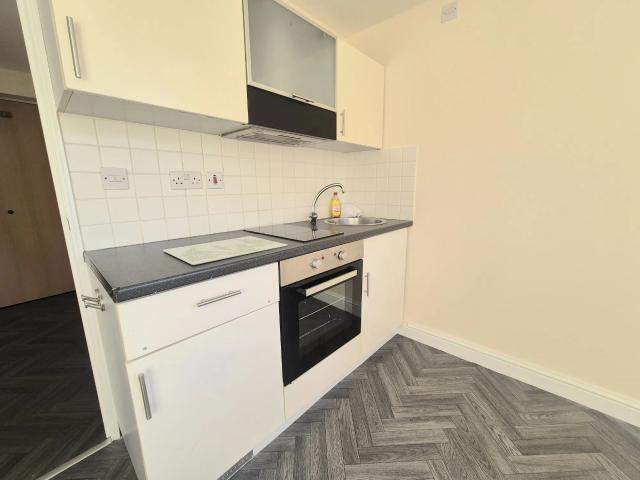 Studio for rent in Fountainhead, Calderdale
