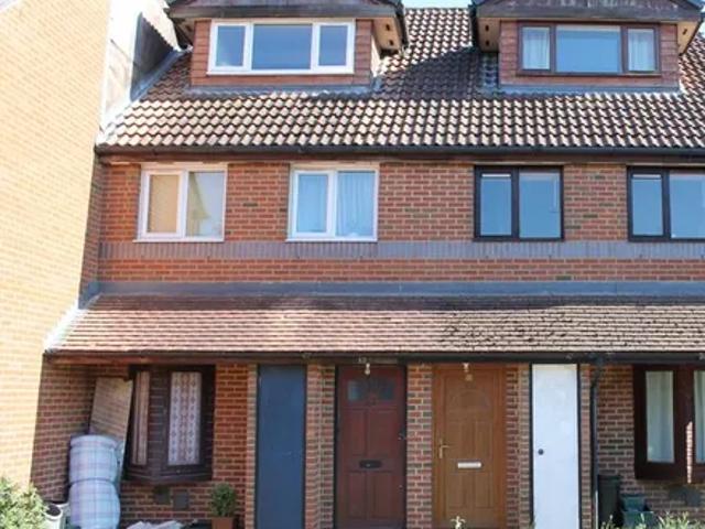 Apartment for rent in London Borough of Hounslow, Greater London