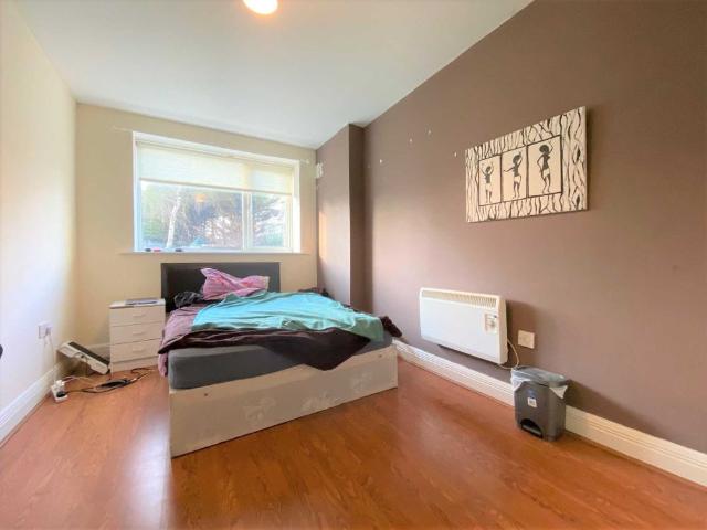 Apartment to rent in Bluebell, North Tipperary