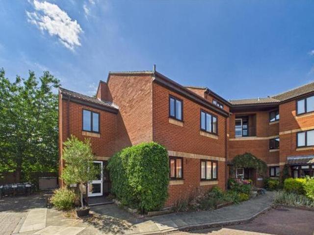 House for sale in Chelmondiston, Suffolk