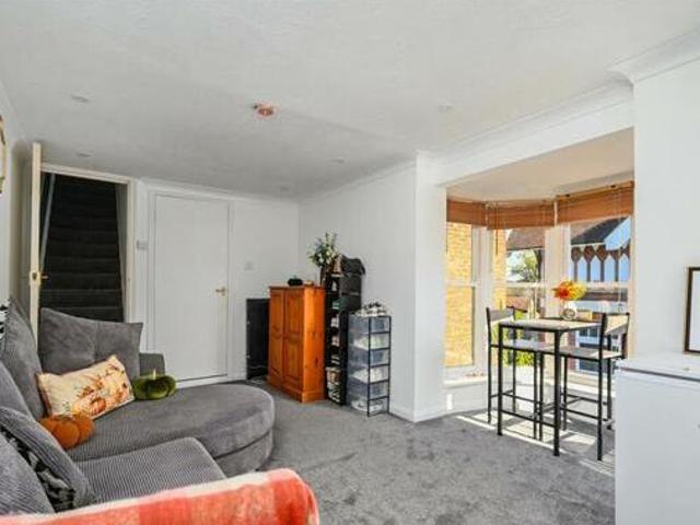 House for sale in Horsham, West Sussex