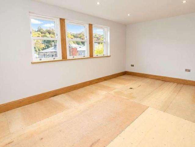 House for rent in Walsden, Calderdale