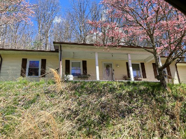 House for sale in West Virginia