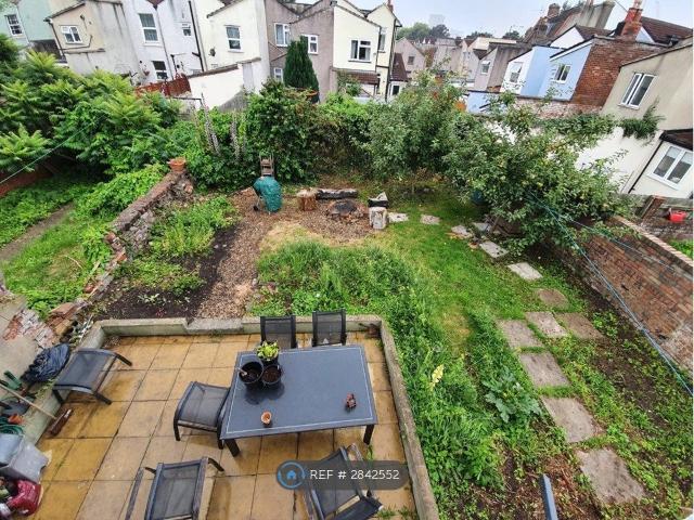 Room for rent in Easton, Feckenham
