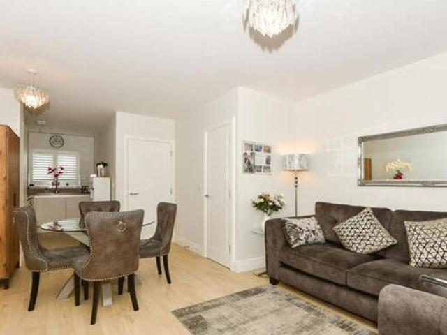 House for sale in Greenfields, Red Hill