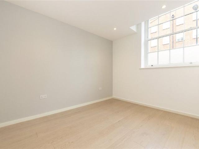 House for rent in London Borough of Southwark, Greater London