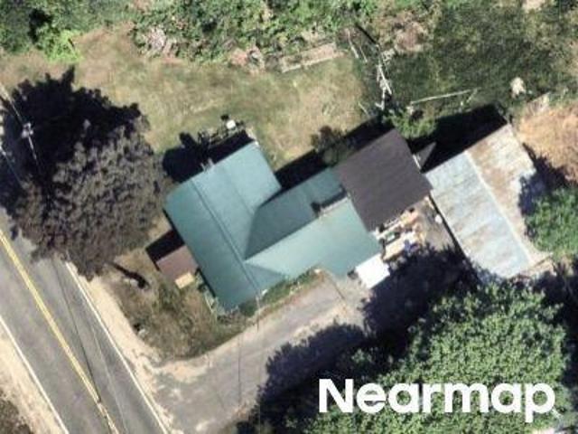 House for sale in Raymond, Maine