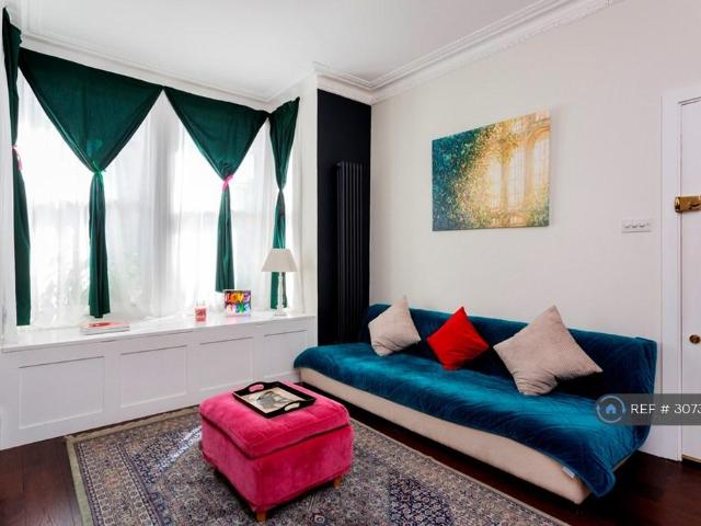 Apartment for rent in London Borough of Wandsworth, Greater London