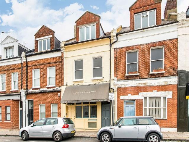 House for rent in Clapham Junction, Greater London