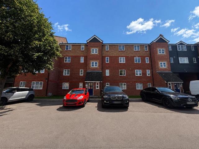 Apartment for rent in Enfield Island Village, Greater London