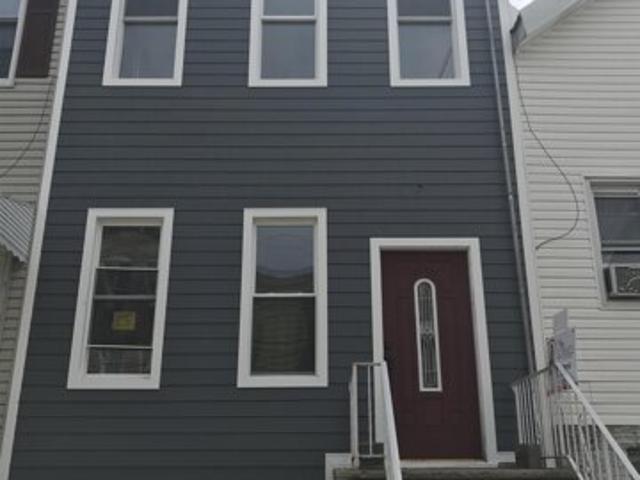 House for sale in Hudson, New Jersey