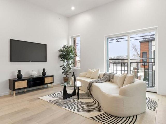 Condo for sale in Hudson, New Jersey