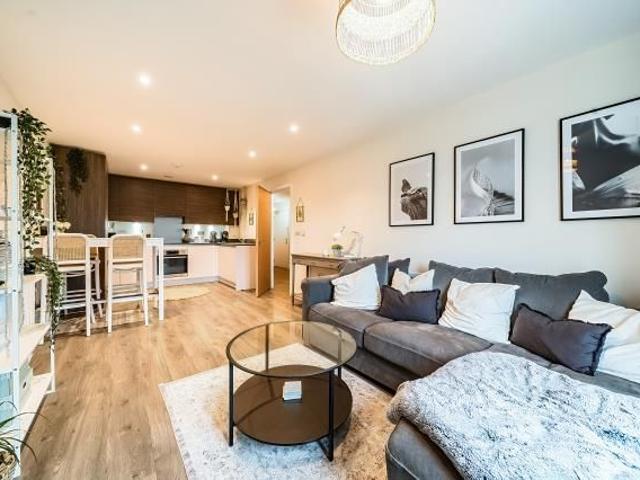 Apartment for rent in Binfield