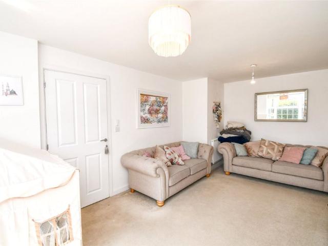 House for rent in Overchurch Hill, Moreton