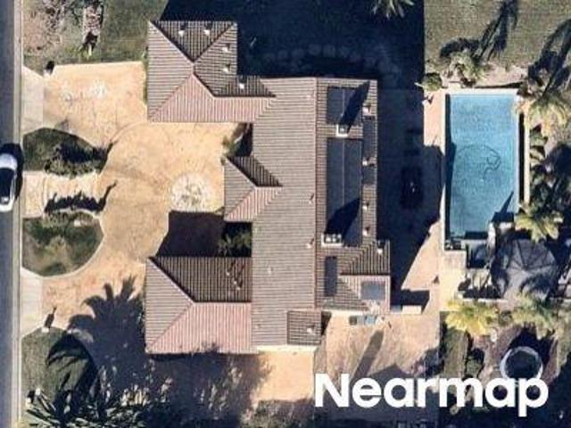 House for sale in Corona