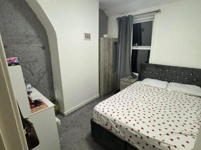 Apartment for rent in Calderstones