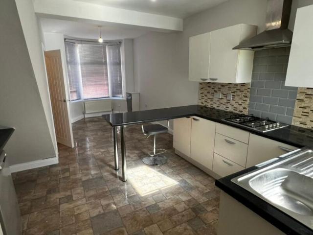 House for rent in Calderstones