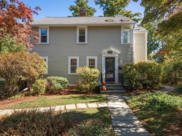 House for sale in Needham, Norfolk County