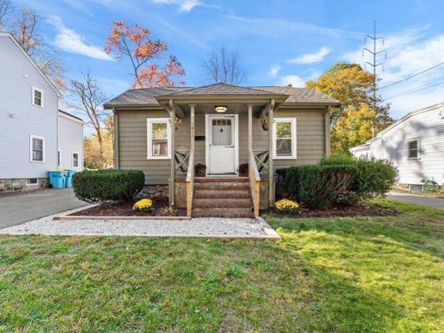 House for sale in Needham, Norfolk County