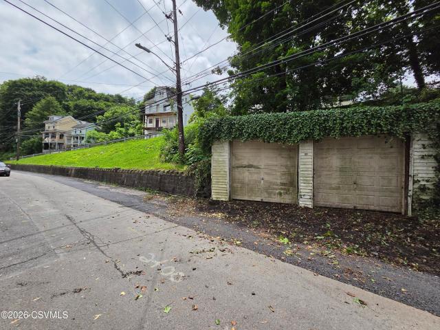 House for sale in Coal Township, Pennsylvania