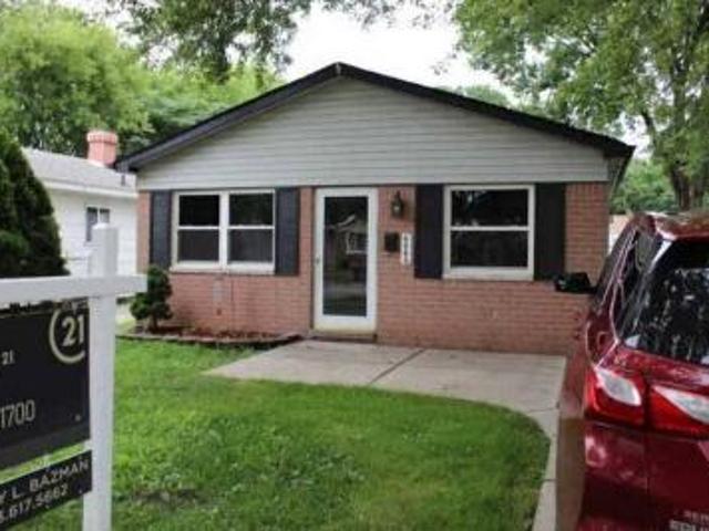 House for sale in Taylor