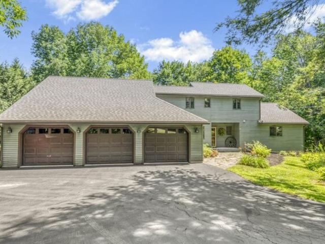 House for sale in Winthrop, Maine