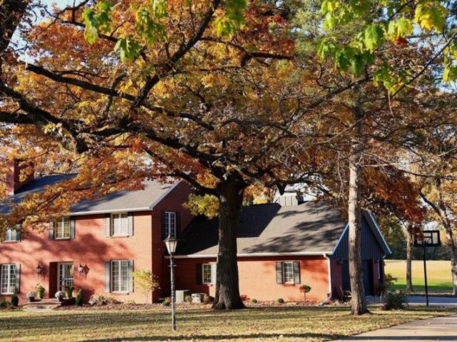 House for sale in Charles City, Iowa