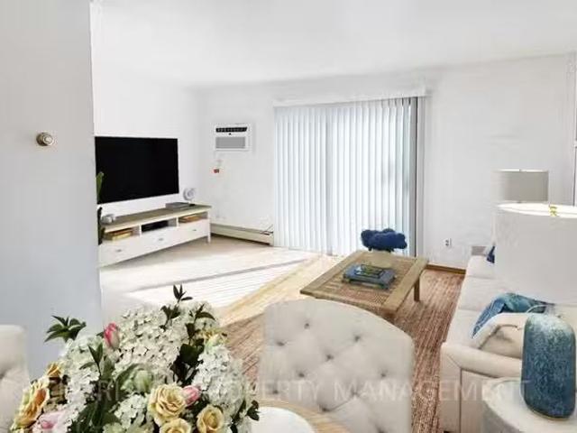 Condo for rent in Worthington Condo for rent in Worthington