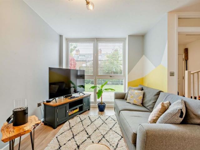House for rent in Holywell, The Slade