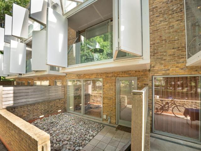 House for rent in London Borough of Islington, Greater London