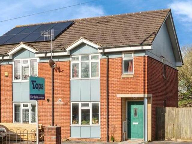 House for sale in Feckenham, City Of Bristol