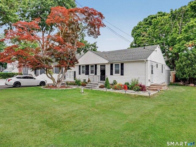 House for sale in Cos Cob, Connecticut