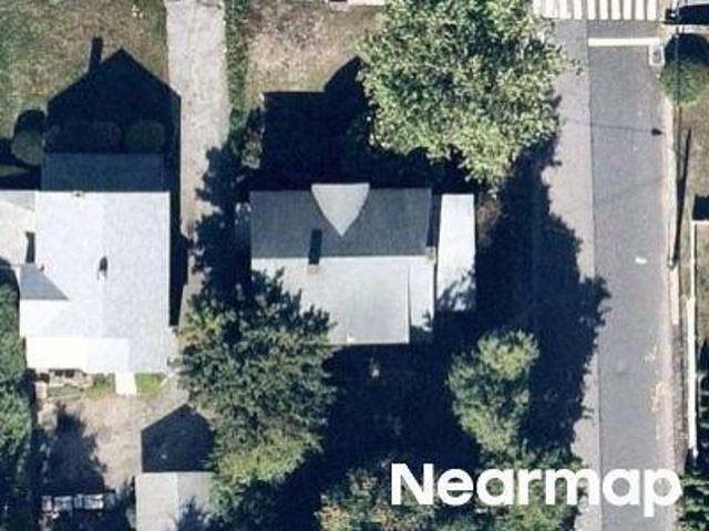 House for sale in Cos Cob, Connecticut