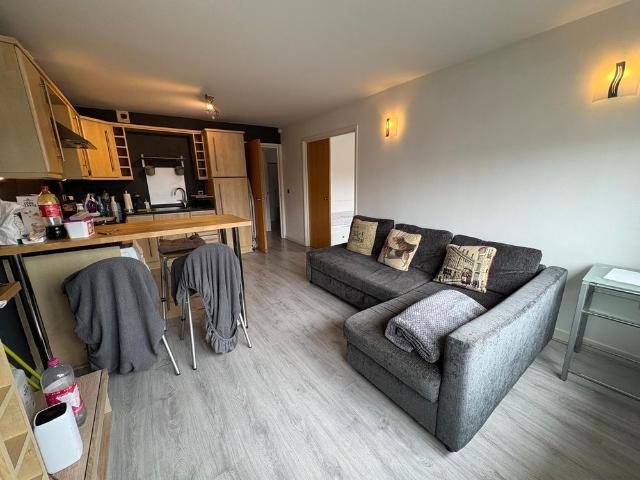 Apartment for rent in St Crispin's, Upton