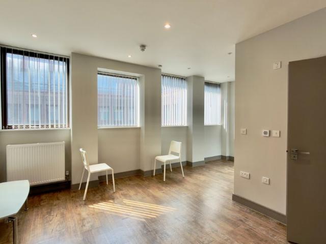 Studio for rent in Ringlestone, Midway
