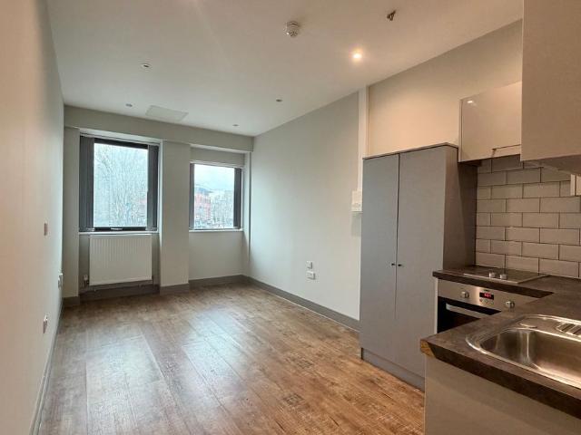 Studio for rent in Ringlestone, Midway