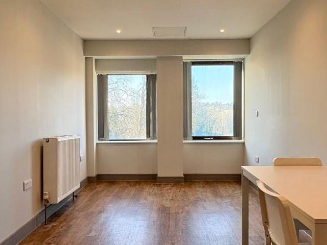 Studio for rent in Ringlestone, Midway
