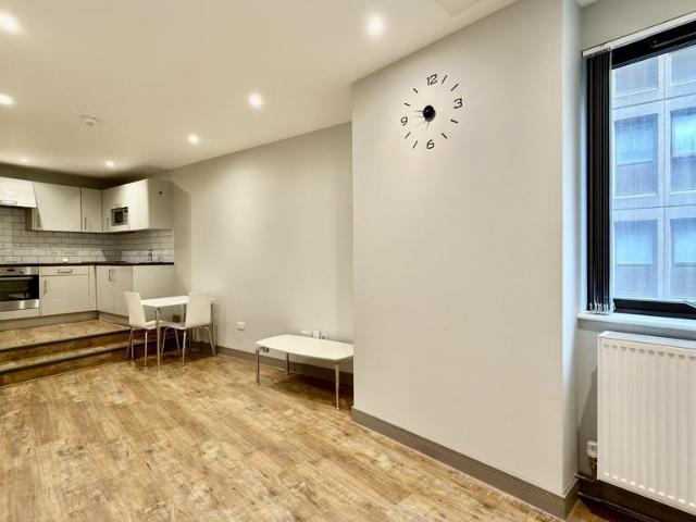 Apartment for rent in Ringlestone, Midway