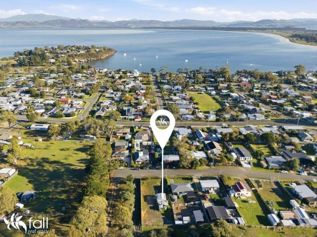 Land for sale in Dodges Ferry, Tasmania