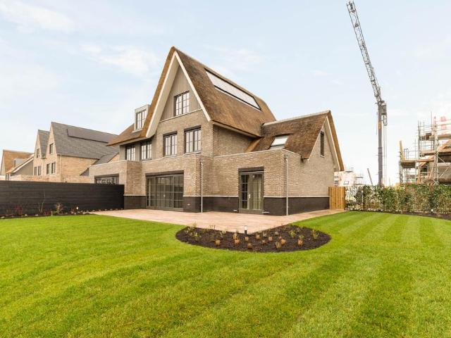 Woning te huur in Weesp, Noord Holland