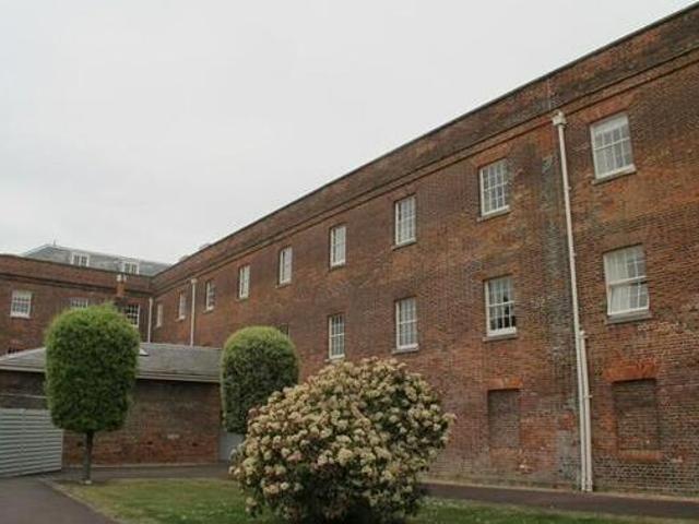 House for rent in Middlecroft, Hampshire