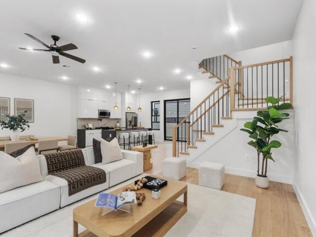 Condo for sale in Hudson, New Jersey