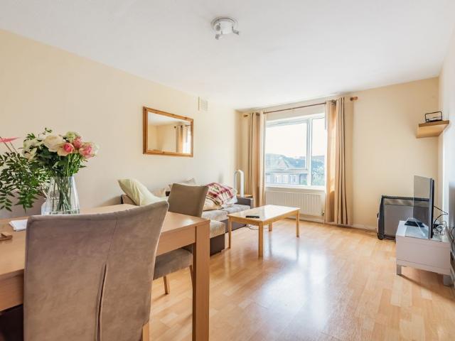 Apartment for rent in Putney, Greater London