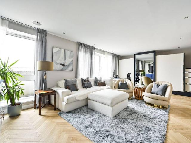 Apartment for rent in Sands End, Greater London