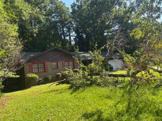 House for sale in Red Oak, Georgia